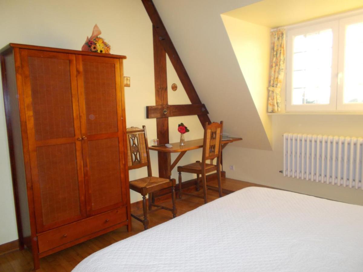 Les Ajoncs Bed & Breakfast Плугрескан Екстериор снимка